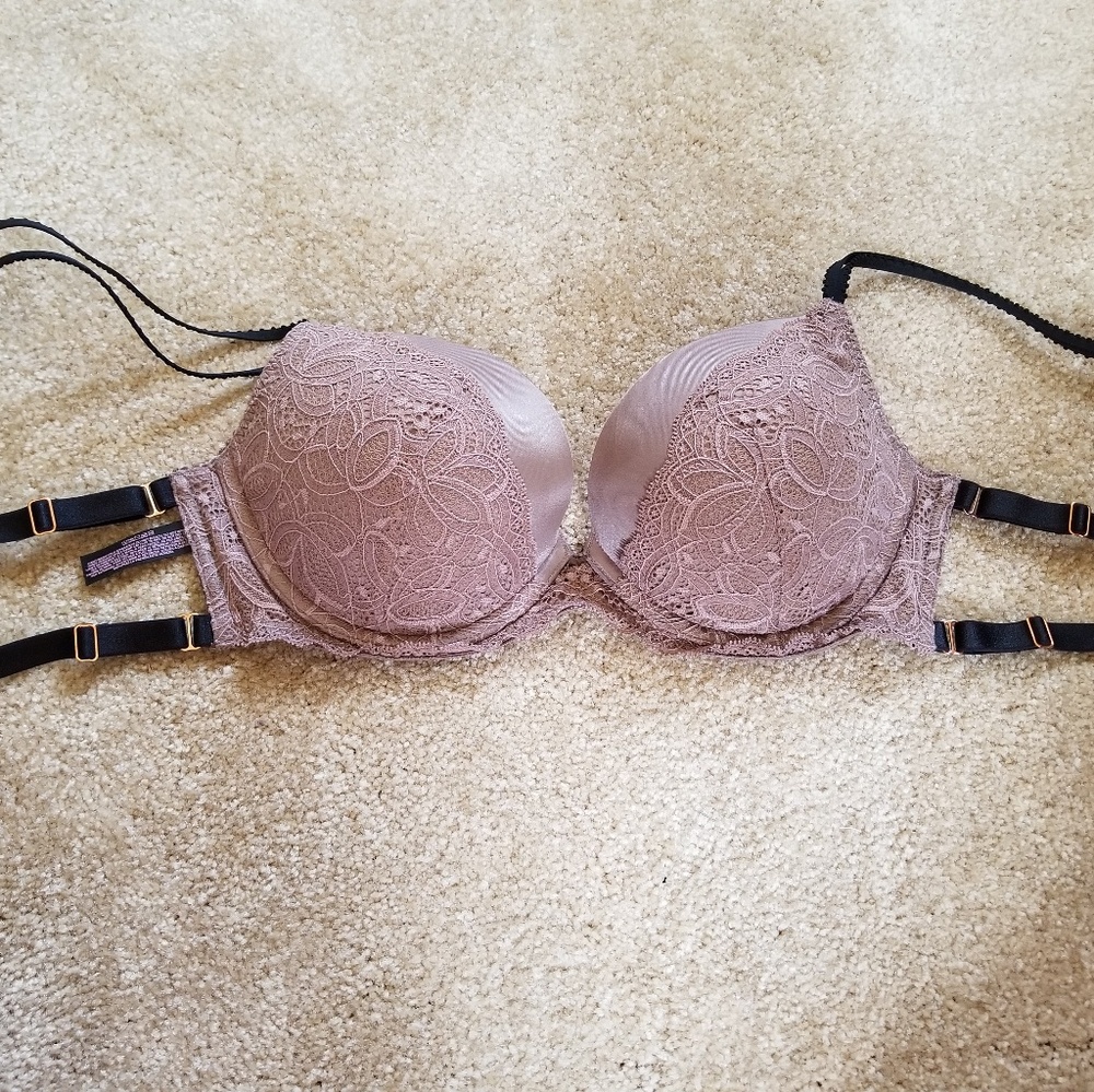 Victoria's secret bra